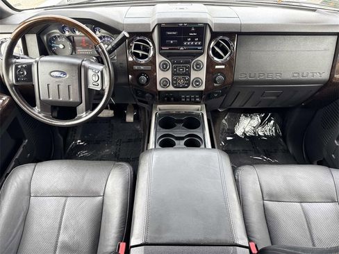 Used 2016 Ford F250 Platinum w/ FX4 Off-Road Package image 7