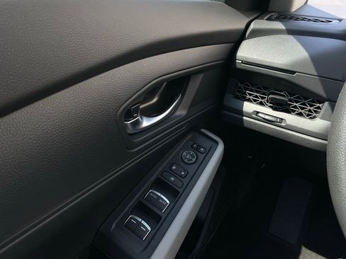 Used 2025 Honda Accord LX image 22