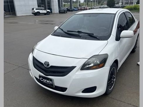 Used 2008 Toyota Yaris Sedan FWD image 1
