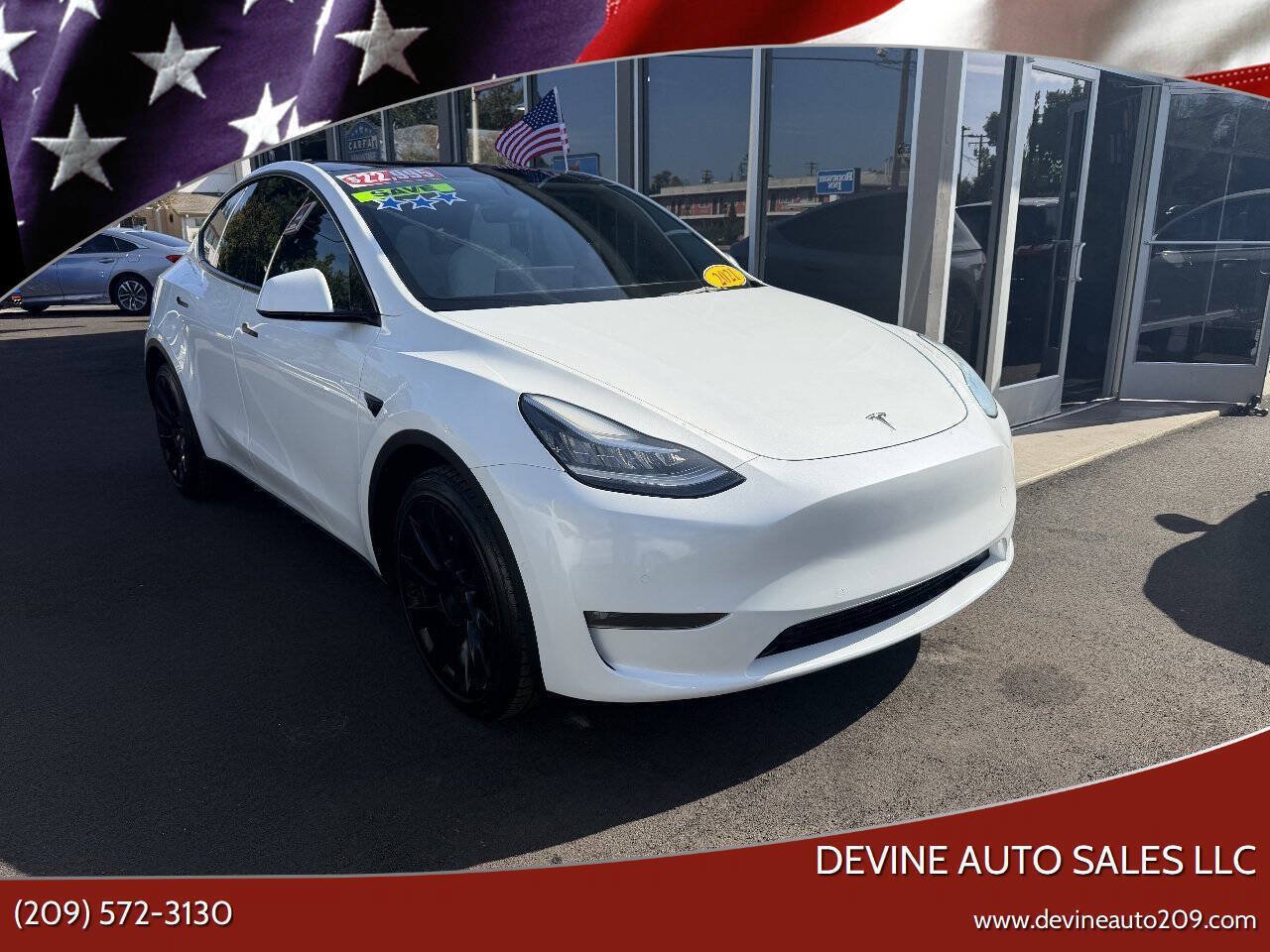 Used 2021 Tesla Model Y Long Range AWD/4WD image 1