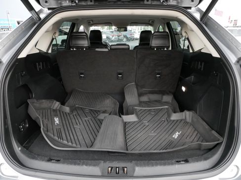 Used 2022 Ford Edge Titanium AWD/4WD image 18