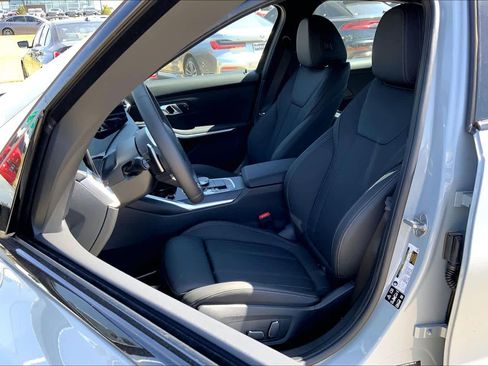 New 2026 BMW 330i xDrive Sedan w/ M Sport Package image 9