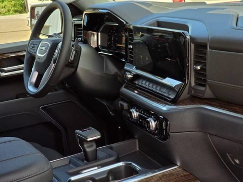 New 2026 GMC Sierra 1500 Elevation AWD/4WD image 10