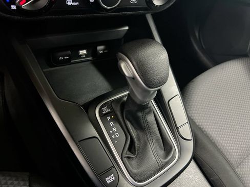 Used 2023 Kia Soul LX w/ LX Technology Package FWD image 17