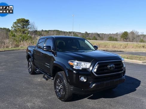 Used 2021 Toyota Tacoma SR5 image 1