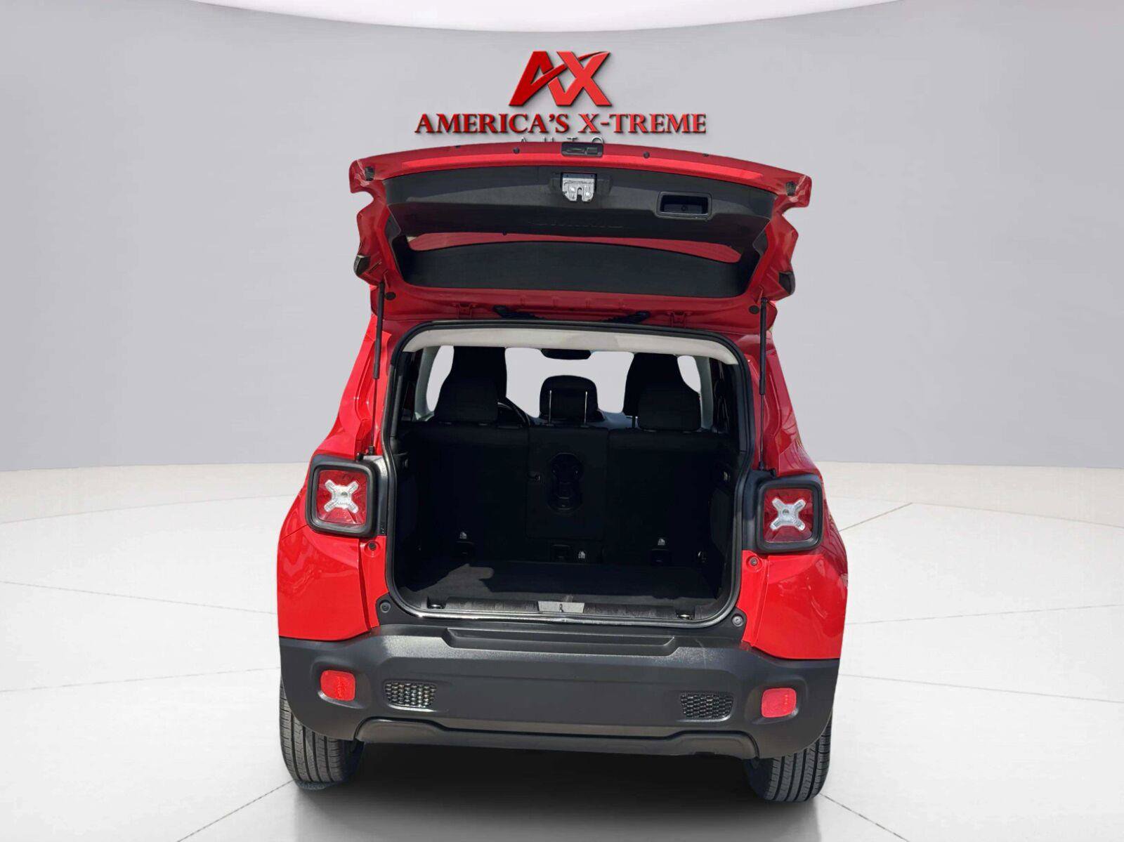 Used 2015 Jeep Renegade Latitude w/ Popular Equipment Group FWD image 54