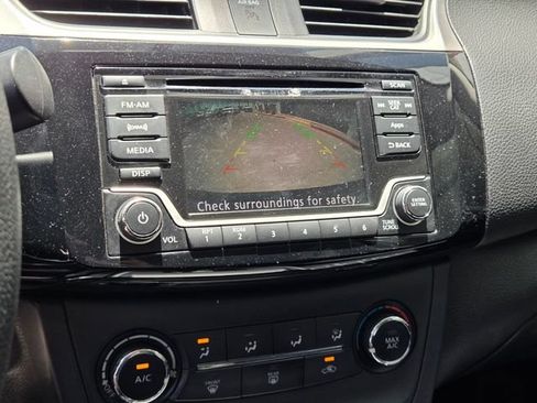 Used 2016 Nissan Sentra SV FWD image 21