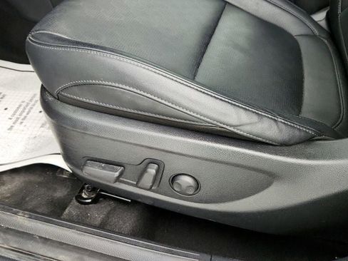 Used 2021 Kia Seltos EX image 11