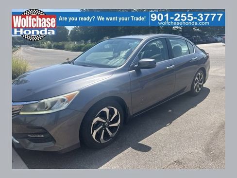 Used 2017 Honda Accord EX image 1