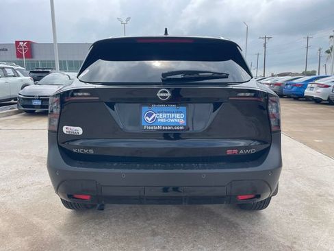 Used 2025 Nissan Kicks SR AWD/4WD image 4
