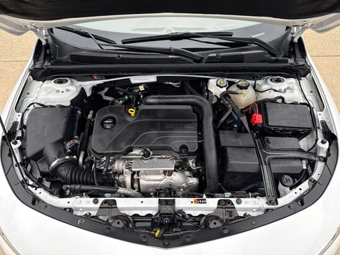 Used 2024 Chevrolet Malibu LT FWD image 9