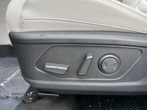 Certified 2026 Hyundai Tucson Limited AWD/4WD image 31