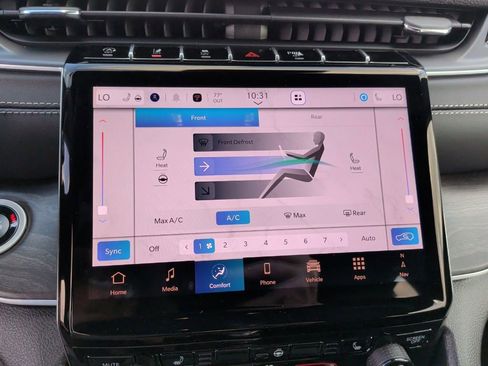 New 2025 Jeep Grand Cherokee L Limited image 28