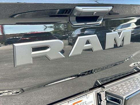 New 2026 RAM 3500 Big Horn AWD/4WD image 19