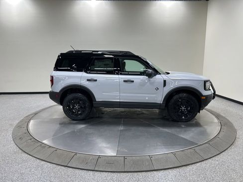 New 2026 Ford Bronco Sport Outer Banks w/ Sasquatch Outer Banks Package AWD/4WD image 5