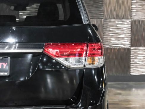 Used 2016 Honda Odyssey EX-L image 40