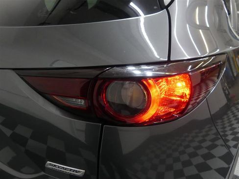 Used 2019 MAZDA CX-5 Touring image 16