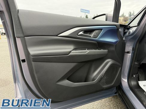 New 2026 Chevrolet Equinox EV LT image 10