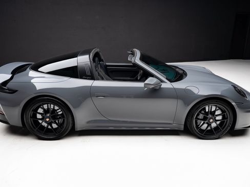 Used 2025 Porsche 911 Targa 4 GTS AWD/4WD image 37
