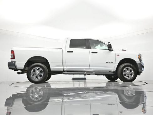 Used 2024 RAM 2500 Big Horn AWD/4WD image 38