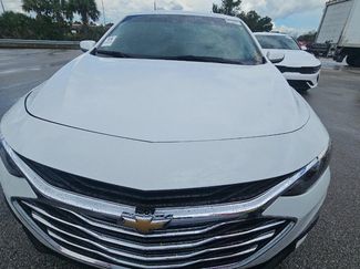 Used 2019 Chevrolet Malibu LT w/ Driver Confidence Package II FWD video 3