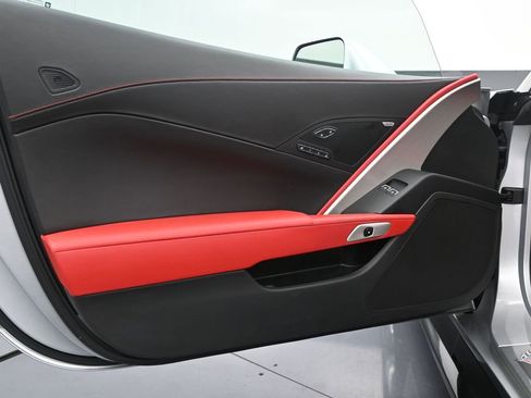 Used 2017 Chevrolet Corvette Z06 image 11