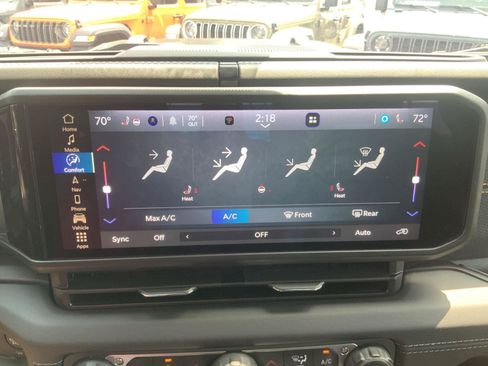 Used 2025 Jeep Wrangler Unlimited Rubicon 392 AWD/4WD image 37