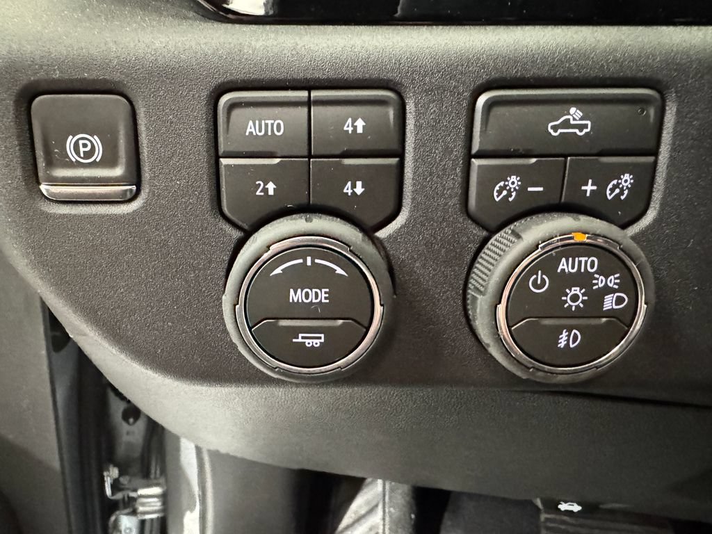 New 2026 Chevrolet Silverado 1500 RST AWD/4WD image 18