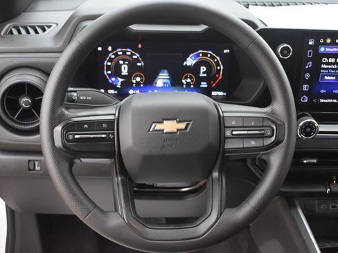 Used 2024 Chevrolet Colorado W/T w/ WT Convenience Package II image 17