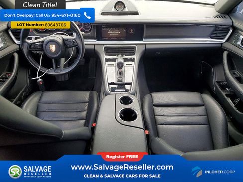 Used 2023 Porsche Panamera image 11