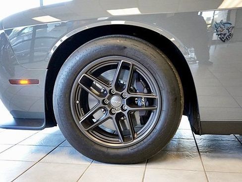 Used 2023 Dodge Challenger SRT Hellcat Redeye RWD image 6