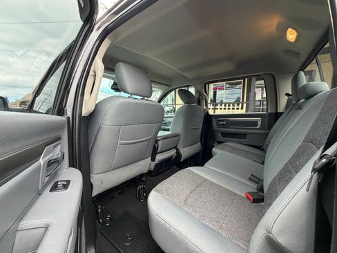 Used 2018 RAM 1500 Big Horn RWD image 15