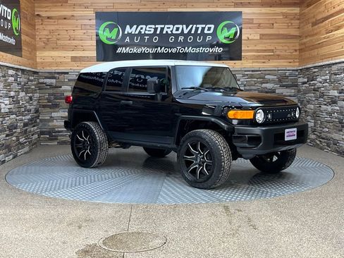 Used 2009 Toyota FJ Cruiser 4WD image 17