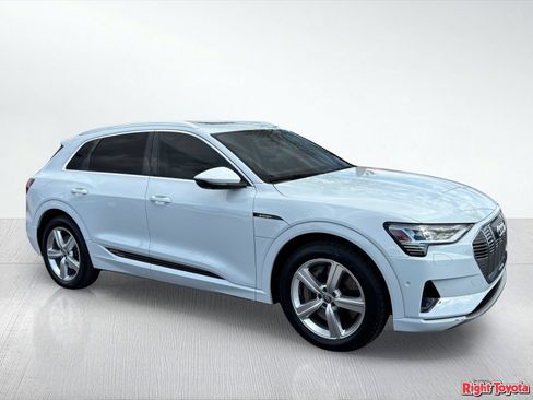 Used 2019 Audi e-tron Premium Plus AWD/4WD image 8