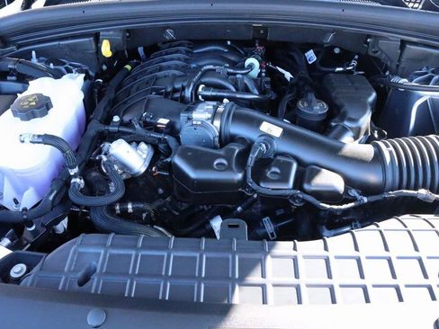 New 2025 Jeep Grand Cherokee Limited image 22