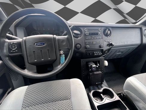 Used 2014 Ford F450 XL w/ Power Equipment Group AWD/4WD image 5