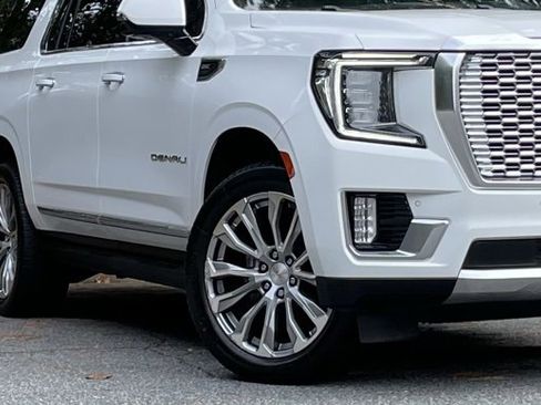 Used 2022 GMC Yukon XL Denali w/ Max Trailering Package image 12