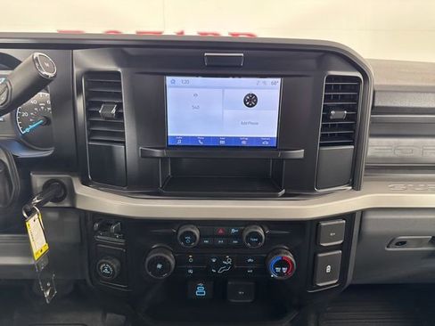 New 2026 Ford F250 XL w/ XL Chrome Package image 11