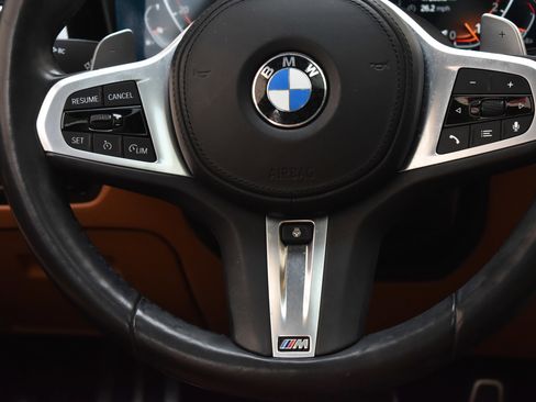Used 2021 BMW 330i w/ M Sport Package image 32