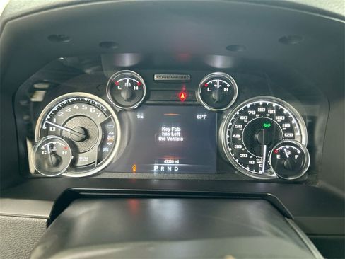 Used 2017 RAM 2500 Power Wagon w/ Leather & Luxury Group image 13