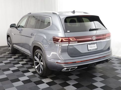 Used 2024 Volkswagen Atlas SEL Premium R-Line AWD/4WD image 19