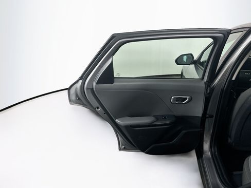 Used 2025 Kia K4 FWD image 27