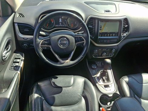 Used 2018 Jeep Cherokee Limited AWD/4WD image 11