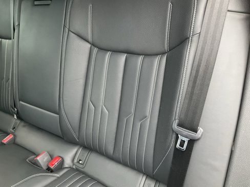 Used 2019 Audi e-tron Prestige w/ Prestige Package image 30