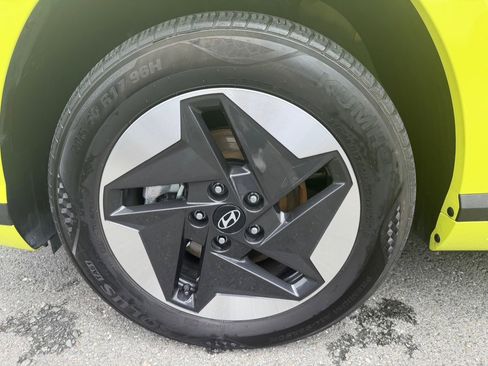 Used 2024 Hyundai Kona SEL FWD image 49