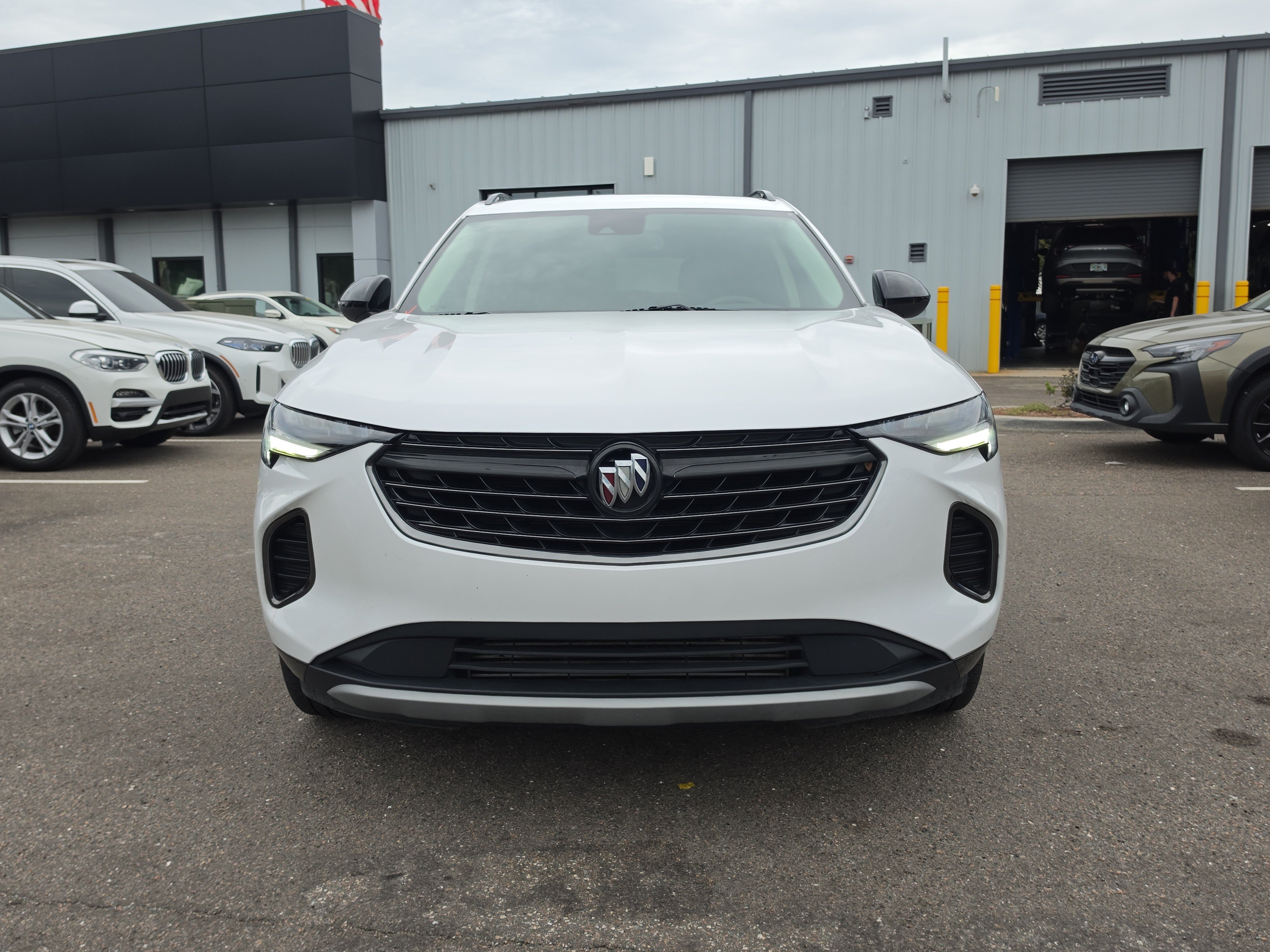 Used 2023 Buick Envision Essence w/ Sport Touring Package FWD image 3