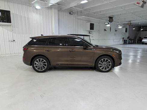 Used 2022 Lincoln Corsair Grand Touring AWD/4WD image 6