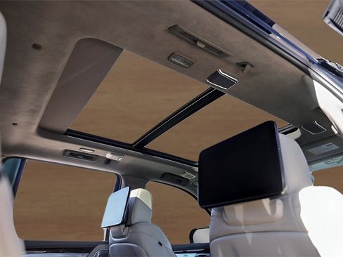 Certified 2025 Cadillac Escalade Sport Platinum image 31