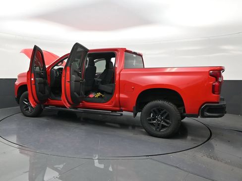 Used 2021 Chevrolet Silverado 1500 LT Trail Boss AWD/4WD image 31