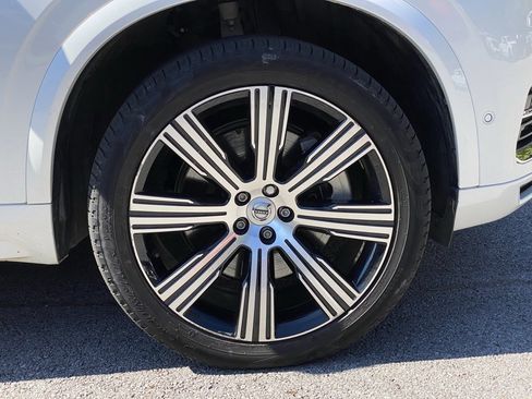 Used 2023 Volvo XC90 T8 Plus w/ Protection Package Premier image 40